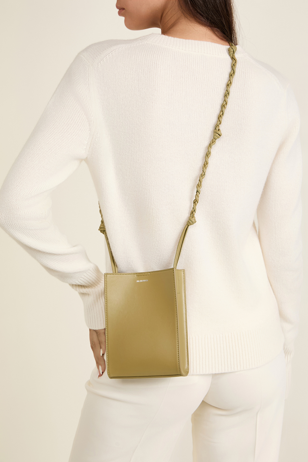 תמונת כל הלוק של תיק קרוסבודי JIL SANDER